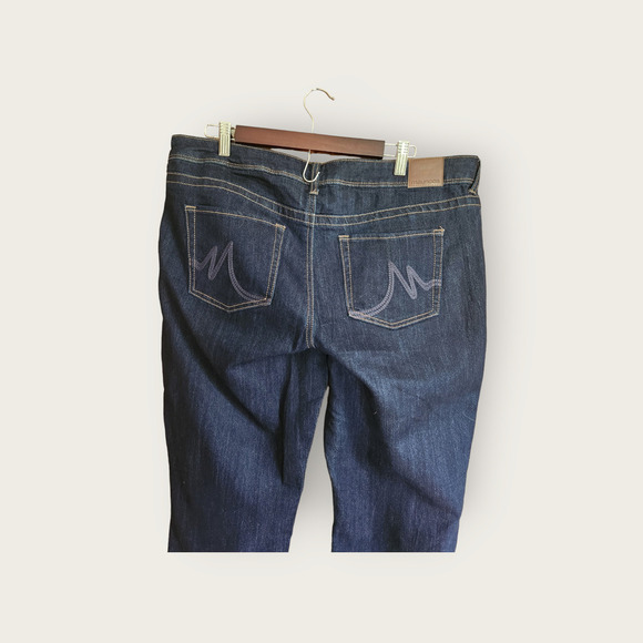 Maurices Dark Wash Bootcut High-Rise Womens Jeans Size 16 Reg - Picture 4 of 9